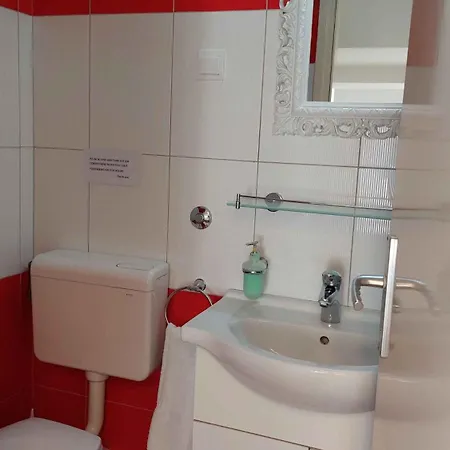 Apartament In 46221